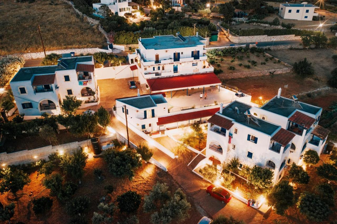 Theofilos Appartements Livadi  Exterior photo