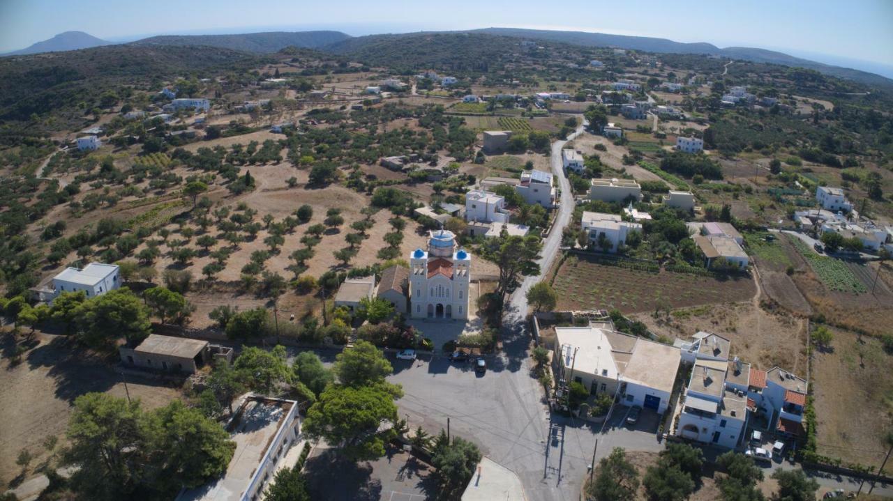Theofilos Appartements Livadi  Exterior photo